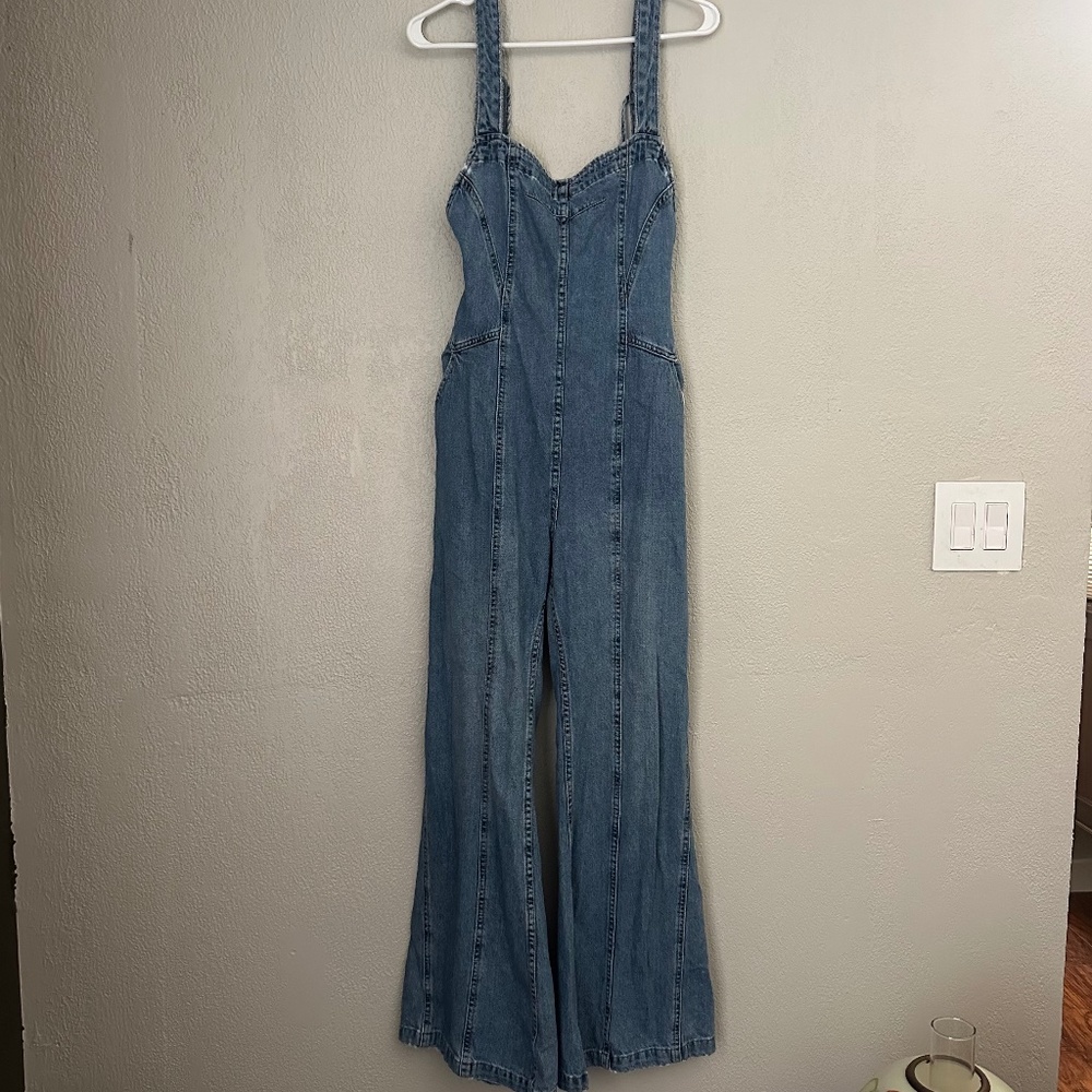 Free People we the free Kendra blue denim jumpsuit medium new without tags